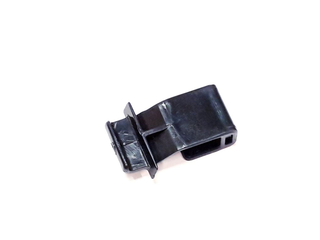 TAIL BOX CLIP
