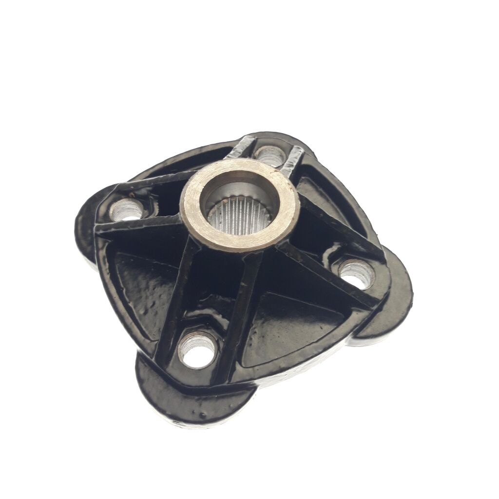 WHEEL HUB