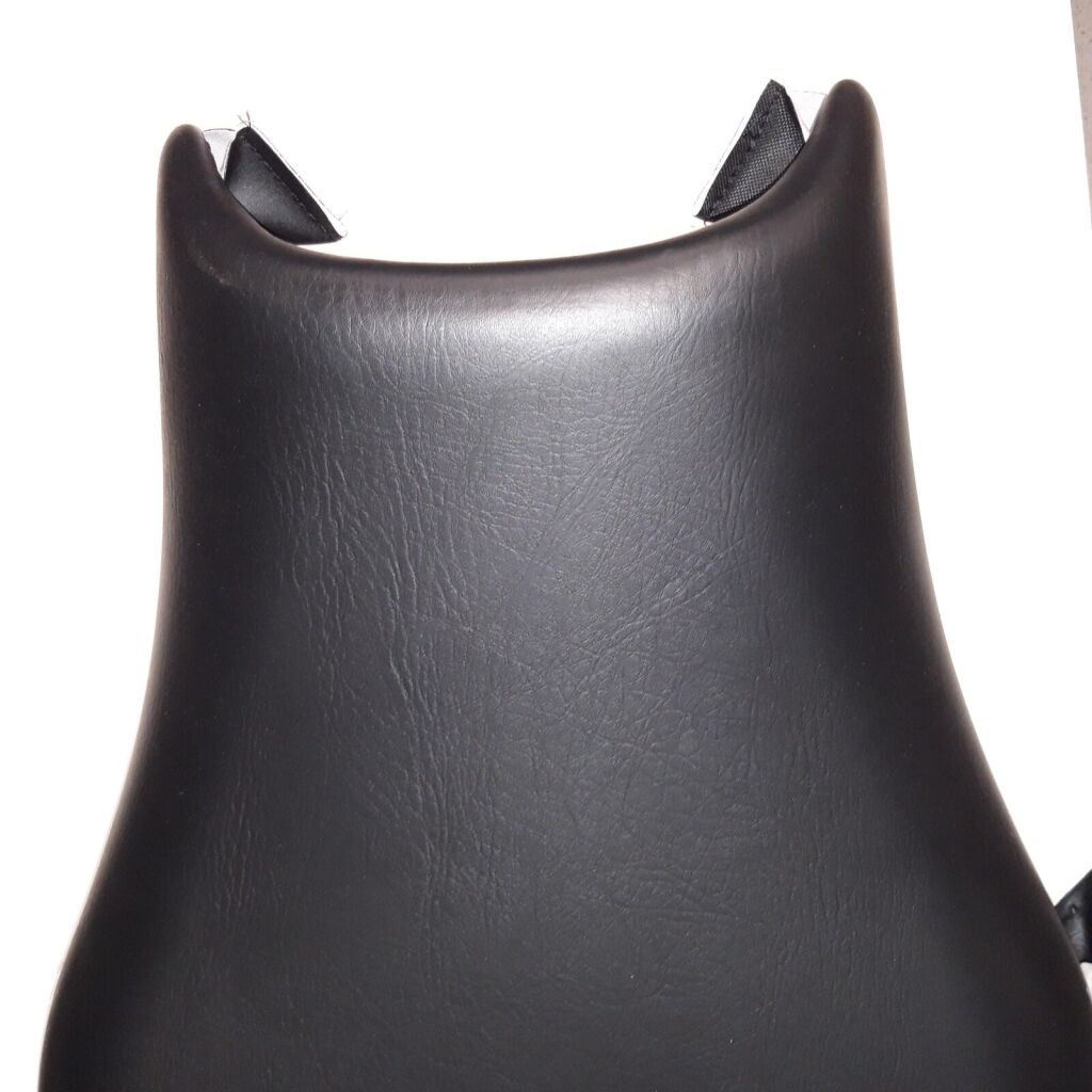 SEAT (BLACK, BASIC)