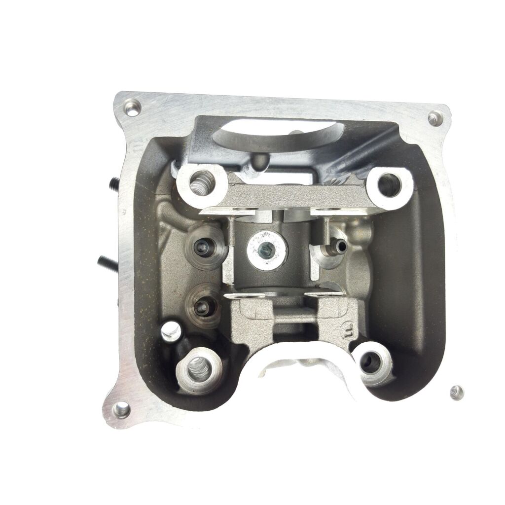 CYLINDER HEAD COMP