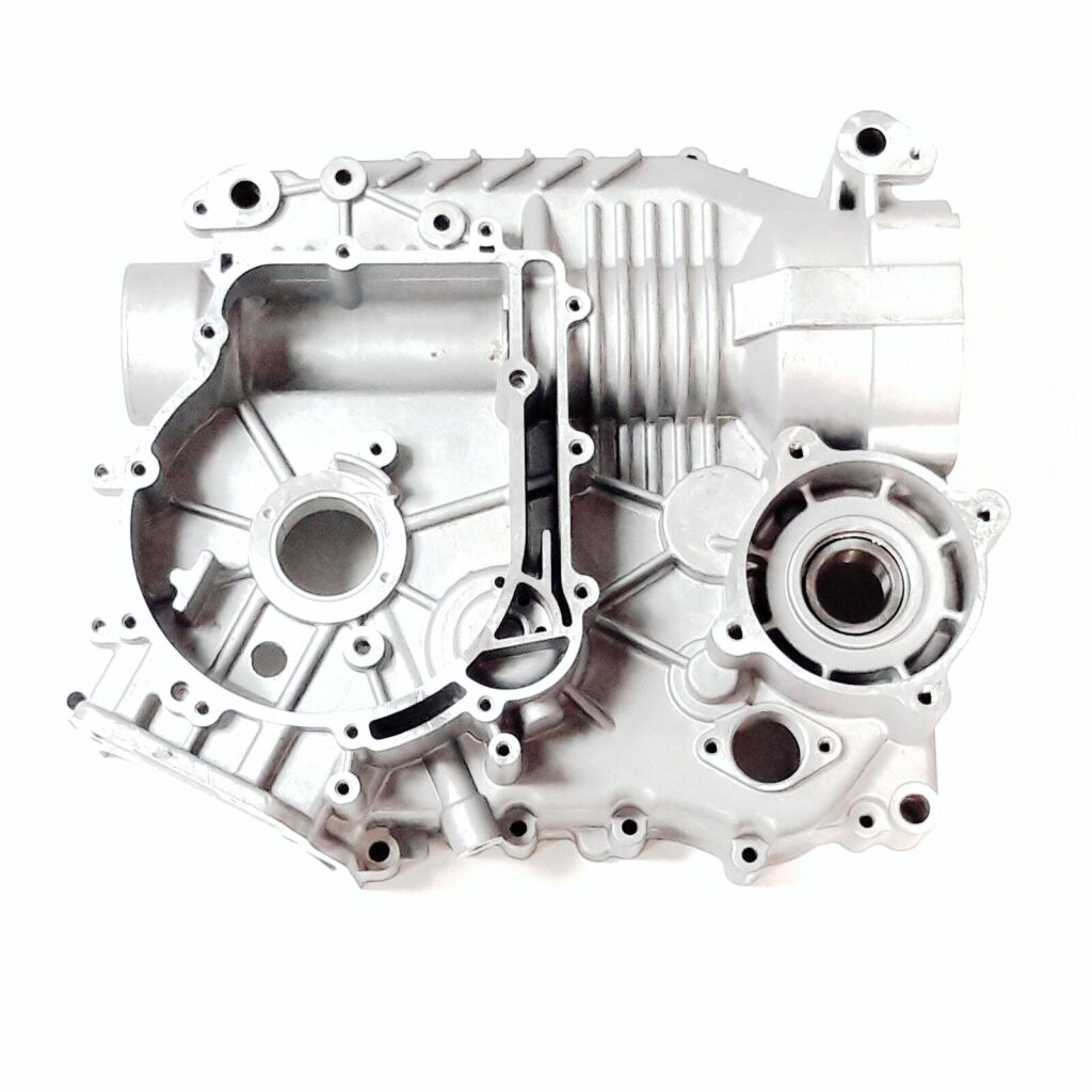 RIGHT CRANKCASE