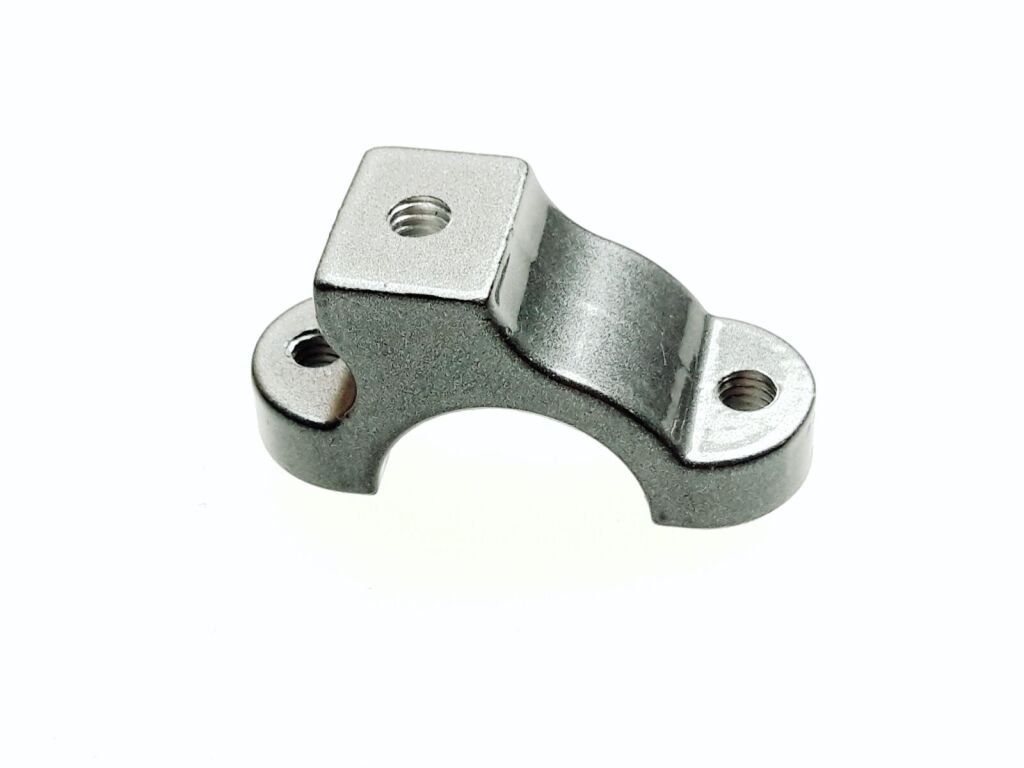 LOCKING BASE OF RIGHT BRACKET