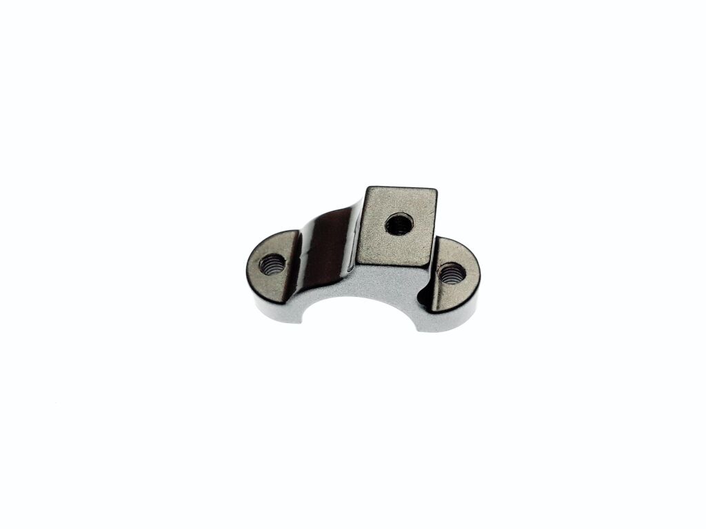 LOCKING BASE OF LEFT BRACKET