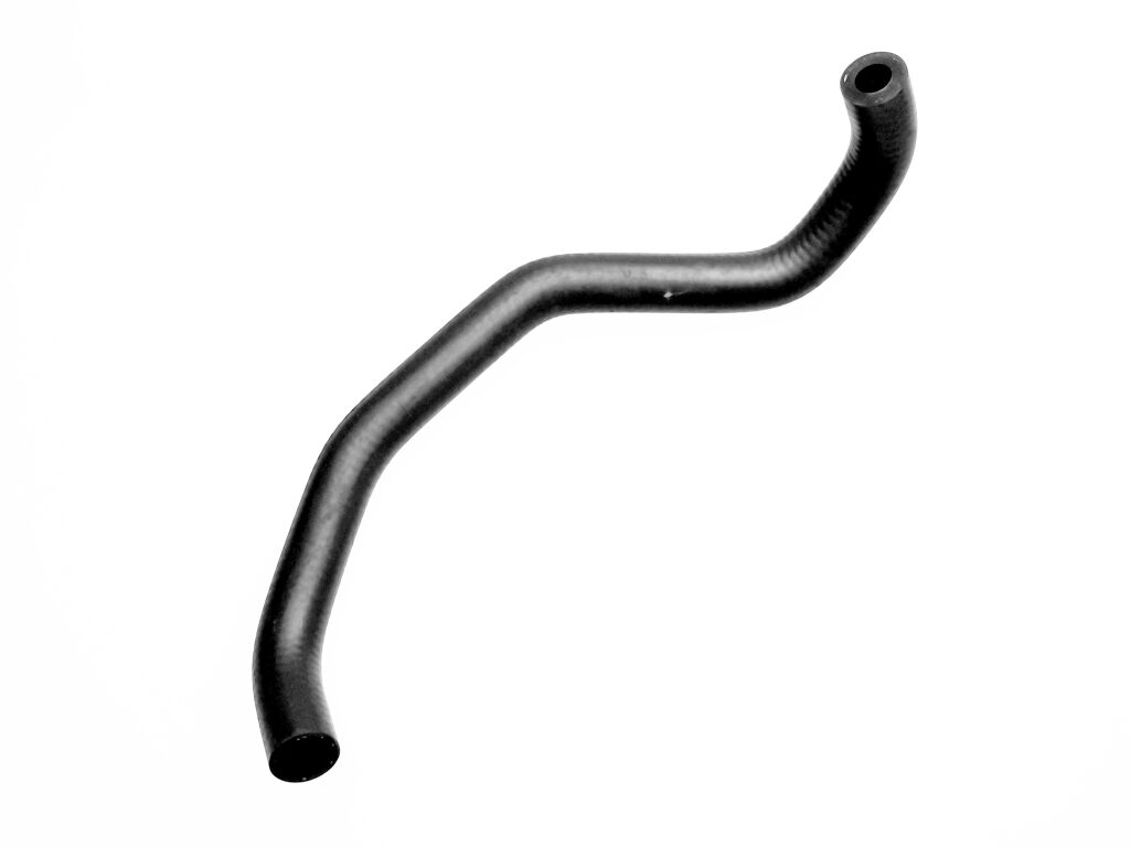 OIL COOLER INLET PIPE