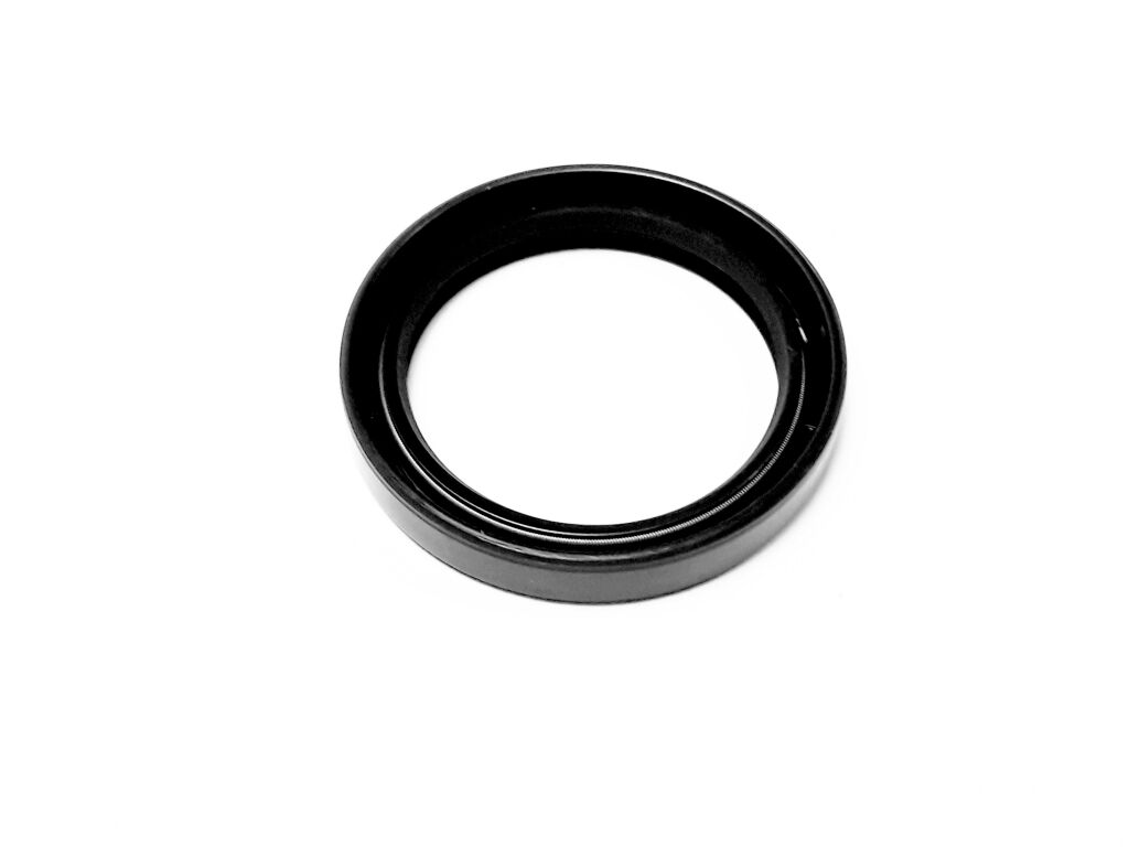R/B 512862K OIL SEAL (OUTSIDE)