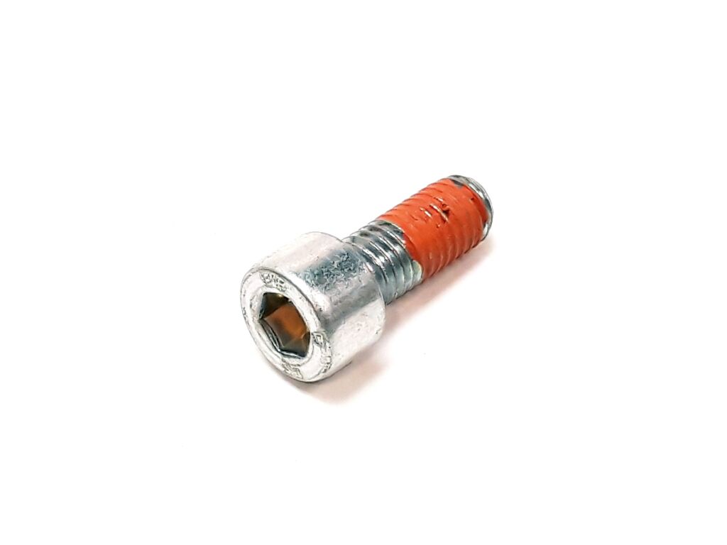 BOLT M8×20