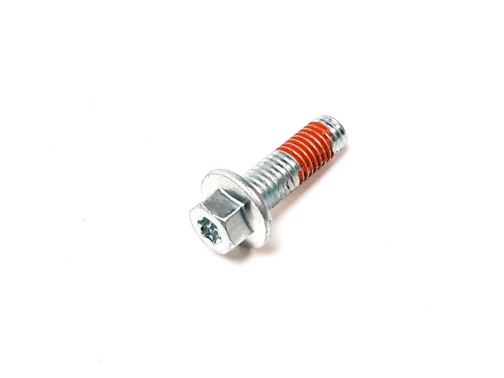 BOLT M8×28