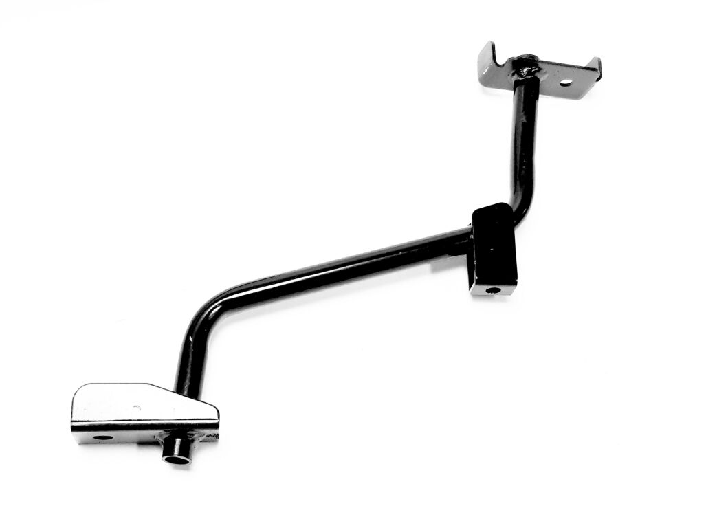 BRACKET, MIDDLE LH., FRONT BODY 005257→