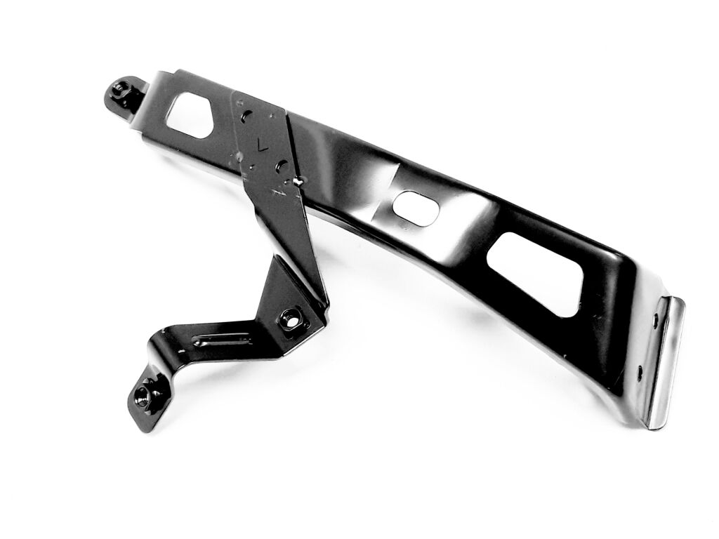 BRACKET ASSY.(LH.)