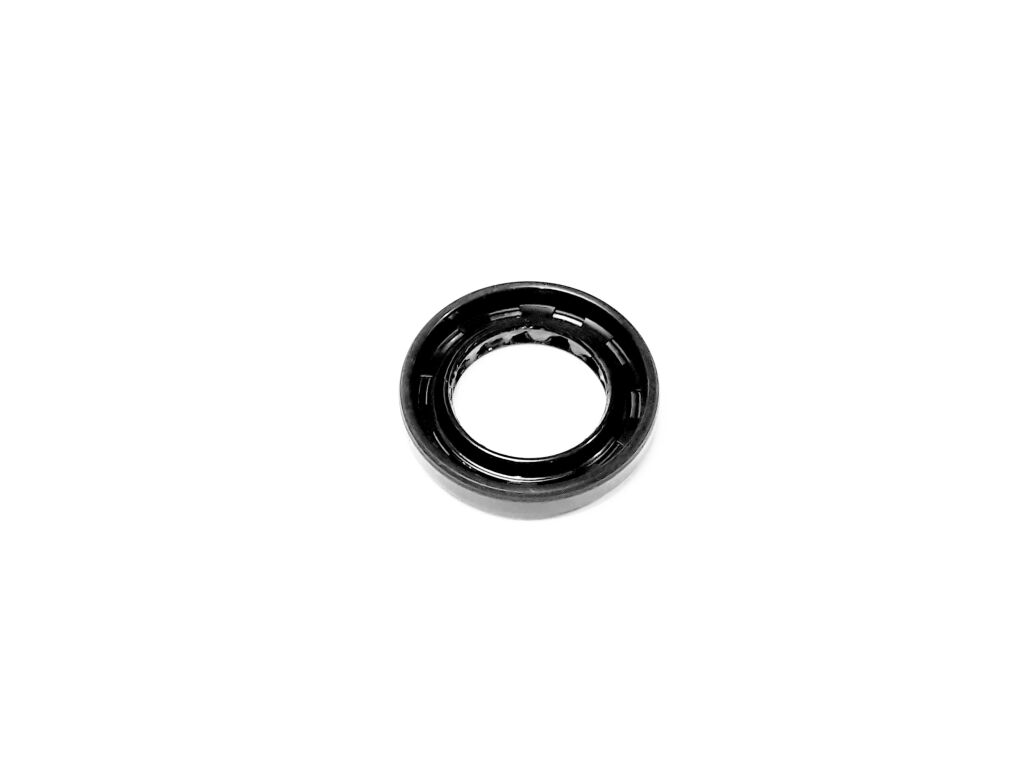 OIL SEAL,LEFT