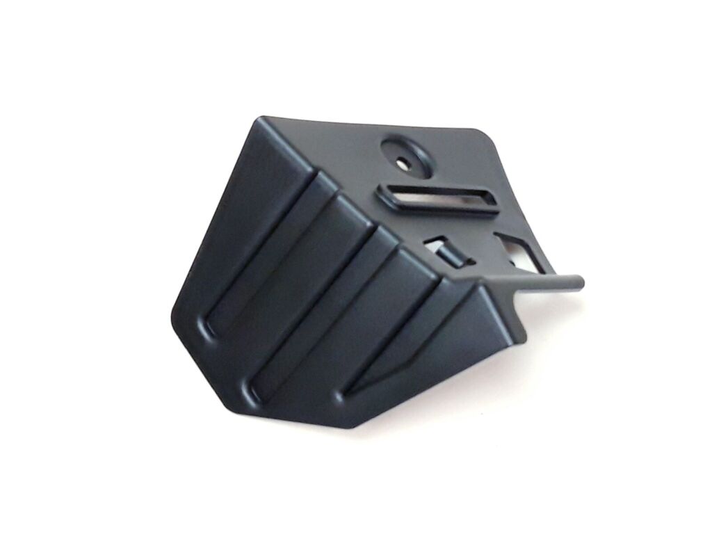 FRONT RIGHT ARM GUARD