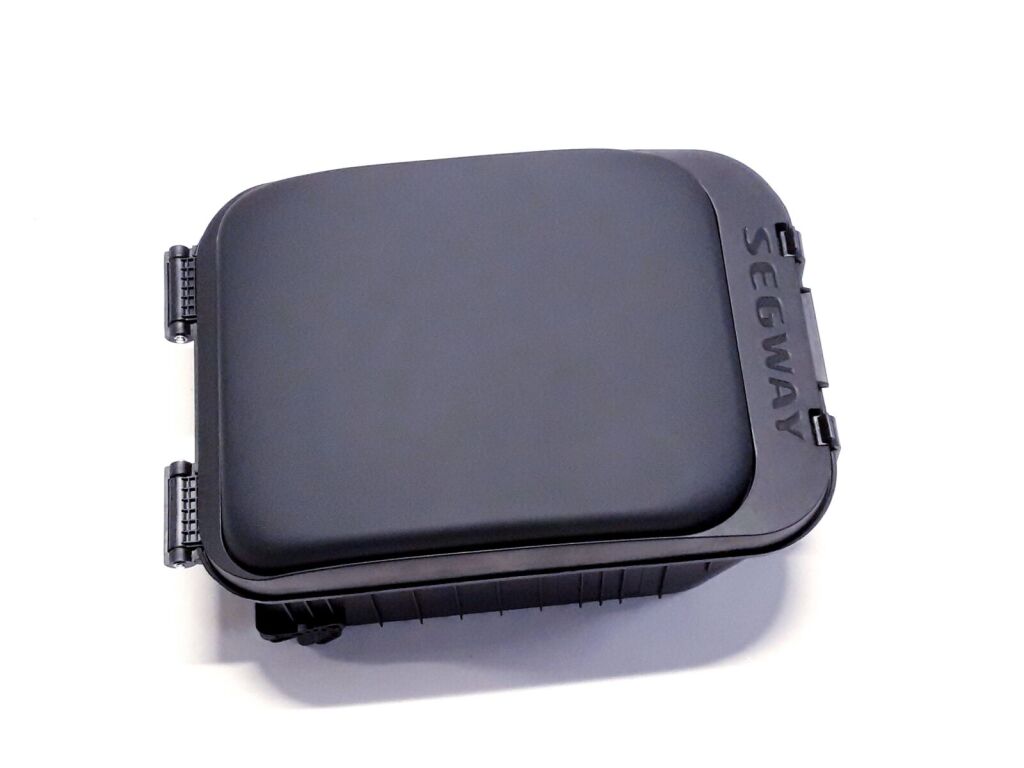 U01 PASSENGER REAR BACKREST ASSY