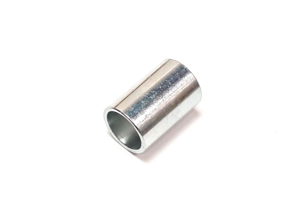 Inner lining sleeve of front hub