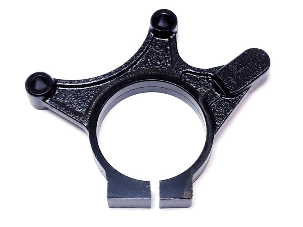 Rear disc brake fixing bracket