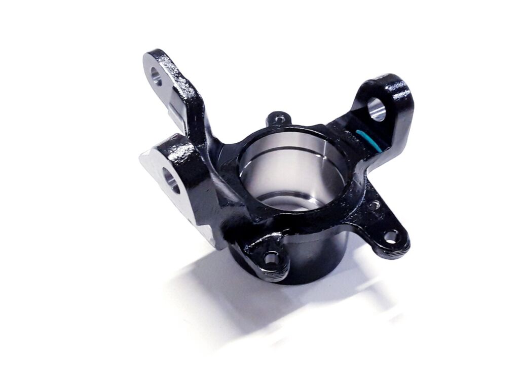 KNUCKLE, STEERING, RH.