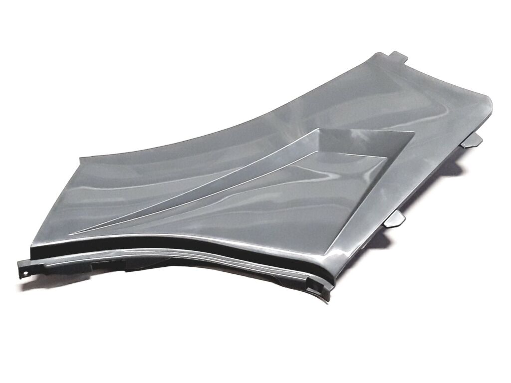 THE LEFT OF THE SIDE PLATE (GRAY)